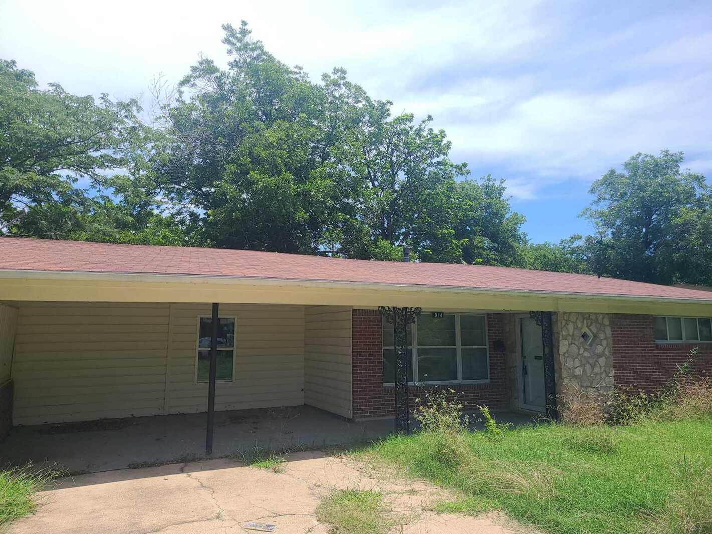 Grand Prairie, TX | $280,000