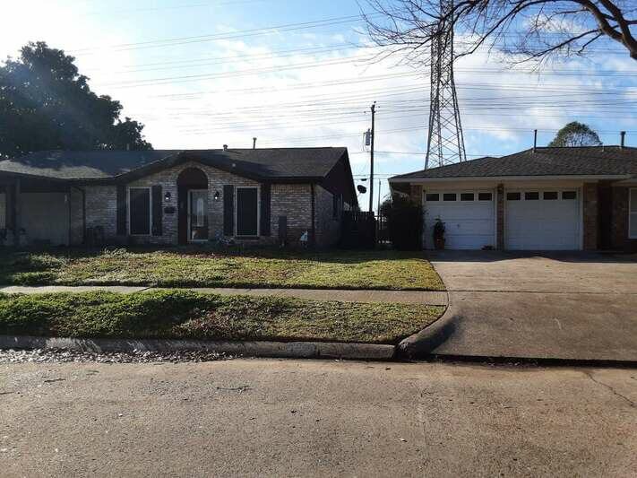 Pasadena, TX | $182,000